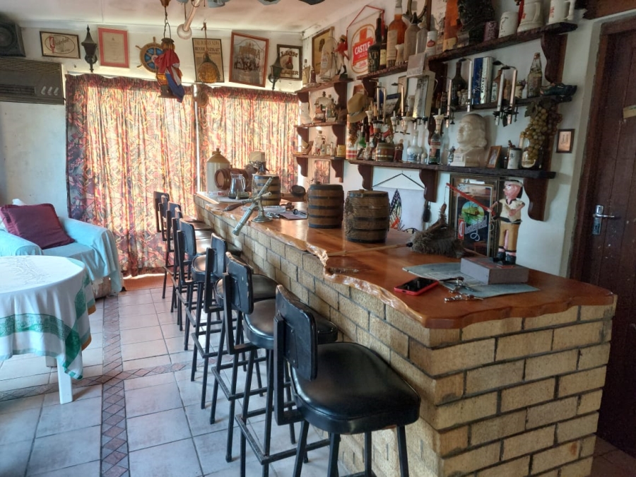 4 Bedroom Property for Sale in Christmas Rock Eastern Cape